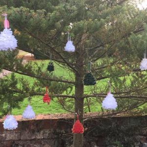 Christmas-Tree-Decorations.jpg